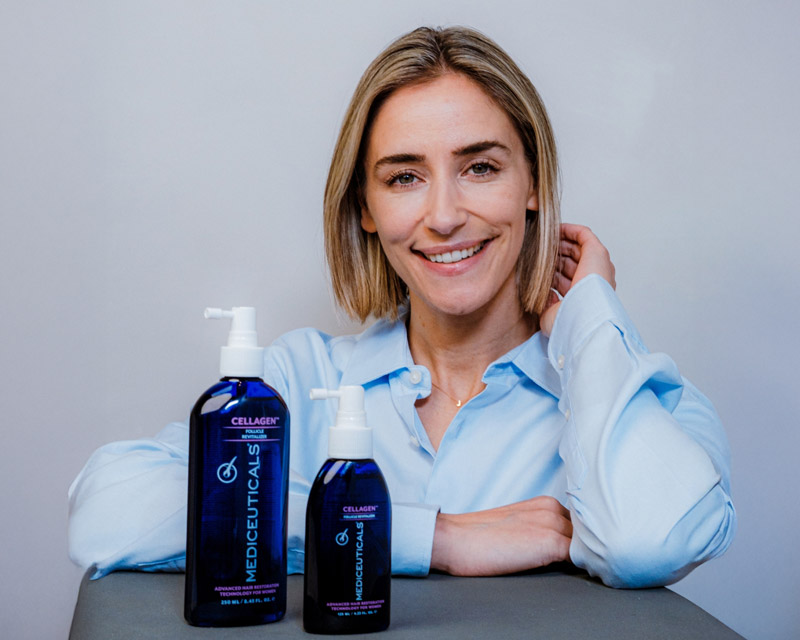 Frau-mit-rosa-Serie-mediceuticals Frau mit Cellagen aus der rosa Serie